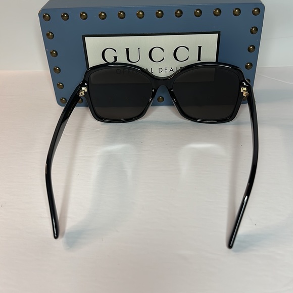 New Gucci Women's Gg0765SA 57mm Rectangle Sunglasses - Picture 8 of 17